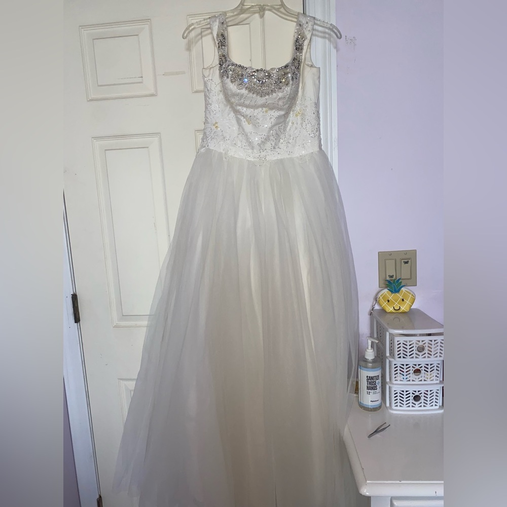 White formal dress size 4 from David’s Bridal.